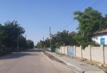 В селе Гайдар завершились работы по установке бордюров по улице Ленина